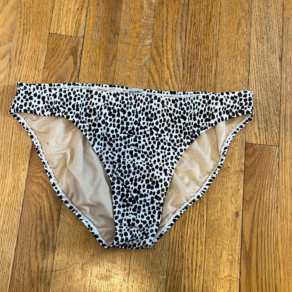NWOT Old Navy Bikini bottoms